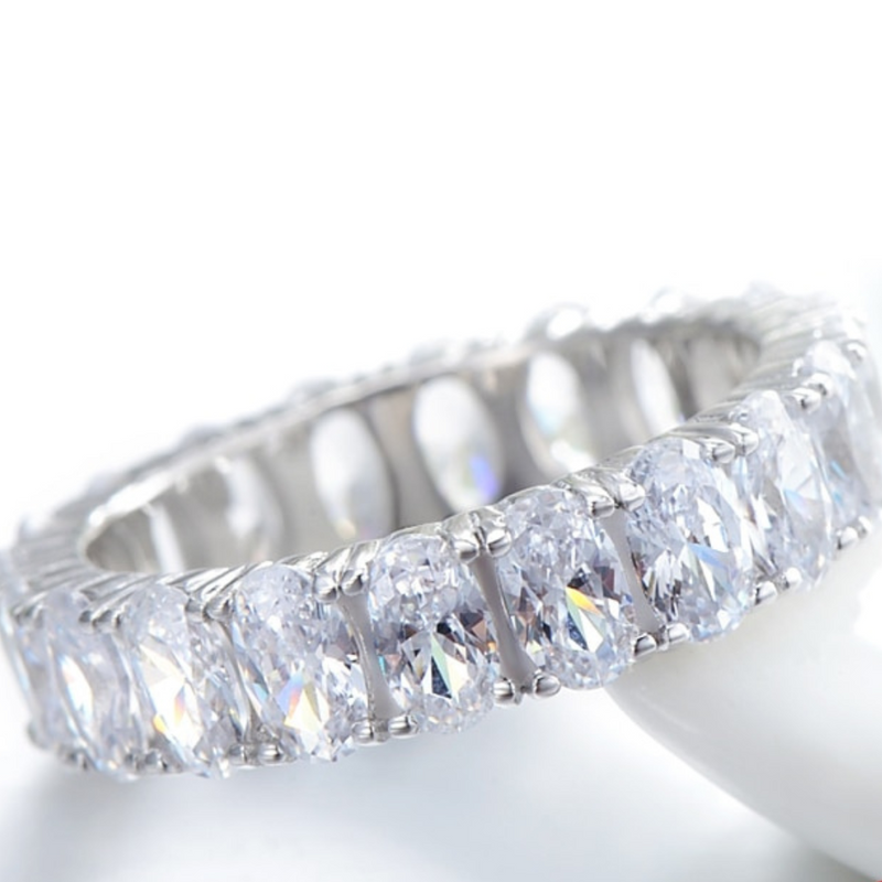 Crystal Ring | Anel Cravejado com Zircônia de Prata - Estilo Brilhante de Cristal para todas as Mulheres